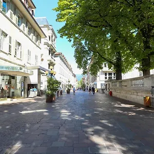 https://le-coquet-gare-hyper-centre-parking-wifi-netflix-disney.hotels-rhonealpes.com
